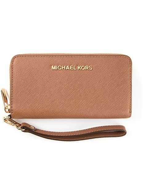 michael kors portemonnaie jet set travell luggage|michael kors weekender bag.